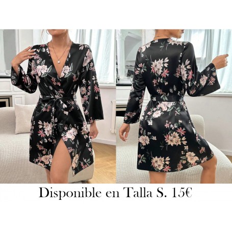 Bata con estampado floral con cinturón de satén