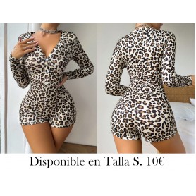 Mono de mujer con estampado de leopardo, de manga larga, con cierre de botones y pantalones cortos