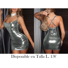 Vestido de cuello alto con escote