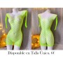 Un vestido de manga larga y ajustado VESTIDO MALLA VERDE