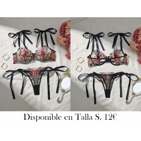 Edición Limitada de San Valentín, Lencería negra mariposa