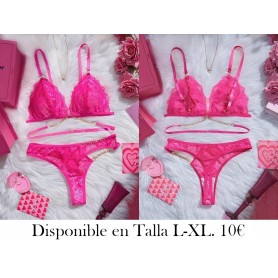 Conjunto de Lencería Erogénica con Encaje y Recortes LENCERIA FUSCIA