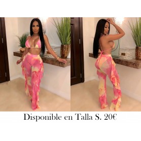 Conjunto de dos piezas a juego con estampado CONJUNTO LENCERIA ROSA LENCERIA DESGRADADA