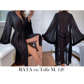 Vestido Seductor Transparente con Escote BATA NEGRA