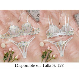 Conjunto de lencería bordado con margaritas CONJUNTO LENCERIA BLANCA MARGARITAS