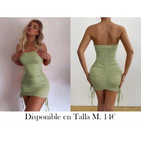 Elegante vestido mini ajustado con hombros VESTIDO VERDE MATCHA STRAPLESS